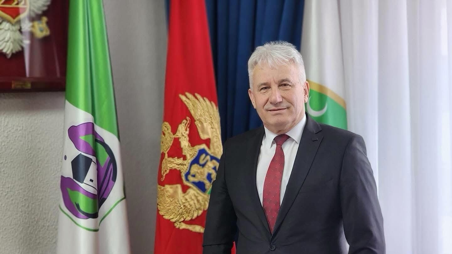 Predsjednik Husović čestitao Novu godinu