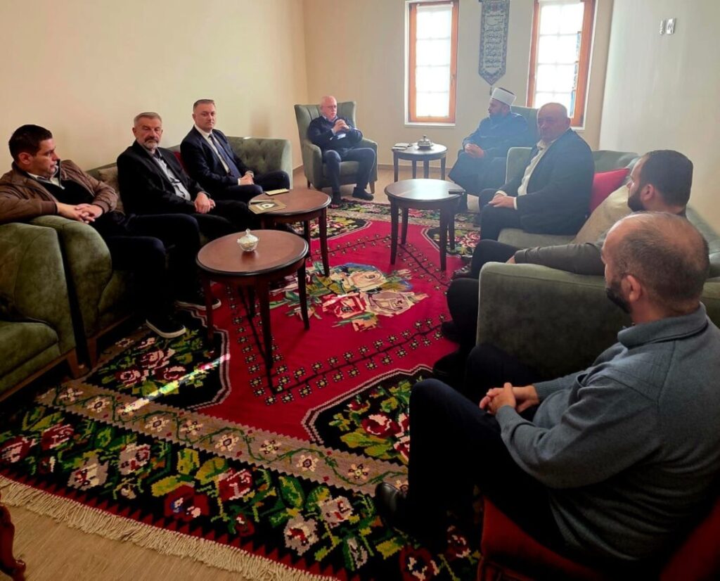 79fca639 e8bb 4675 8b6d e2dad2771ddd 1068x862 1 Radio televizija Rožaje