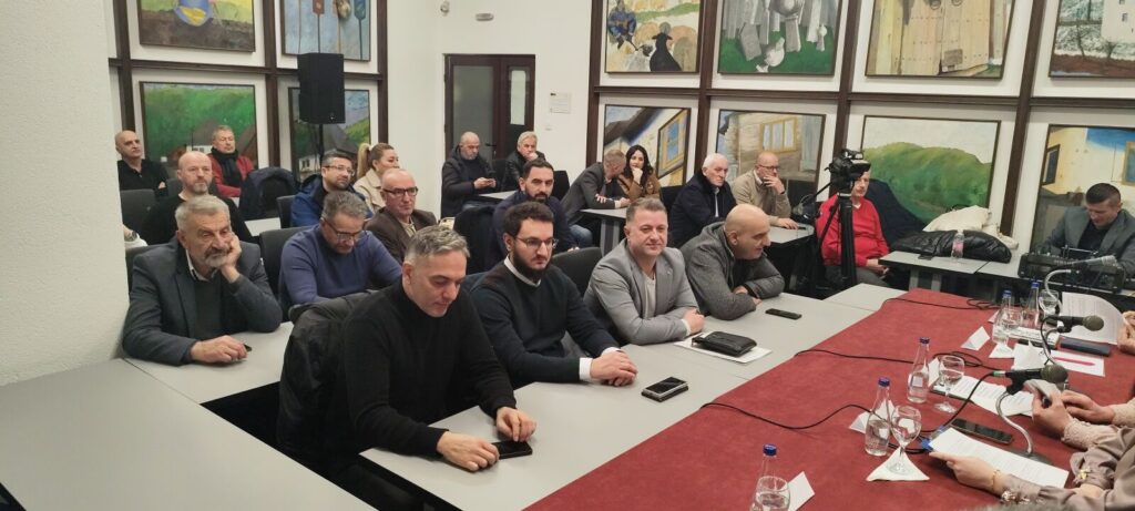 Deseti književni susreti „Zaim Azemović“ večeras počeli u Rožajama 1 IMG 4306 Radio televizija Rožaje