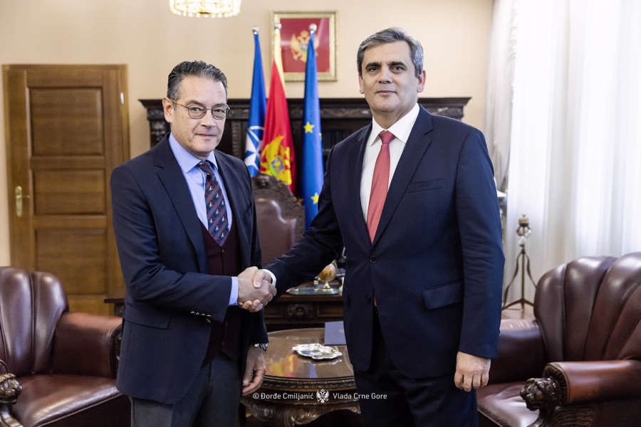 Ibrahimović razgovarao sa ambasadorima, Kalkavan napušta Crnu Goru