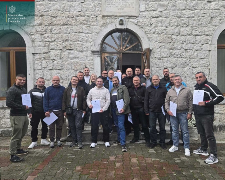 MPNI: Završena obuka za zaštitare u školama