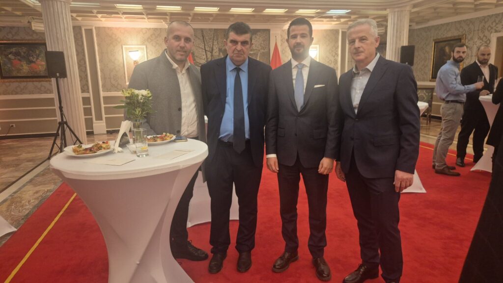 Milatović upriličio prijem za novinare: Slobodni mediji su temelj demokratskog društva 1 1769162862376 Radio televizija Rožaje