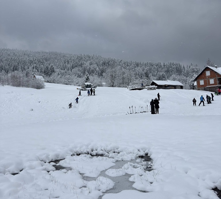 Nedostatak snijega otežava rad Ski centra Hajla