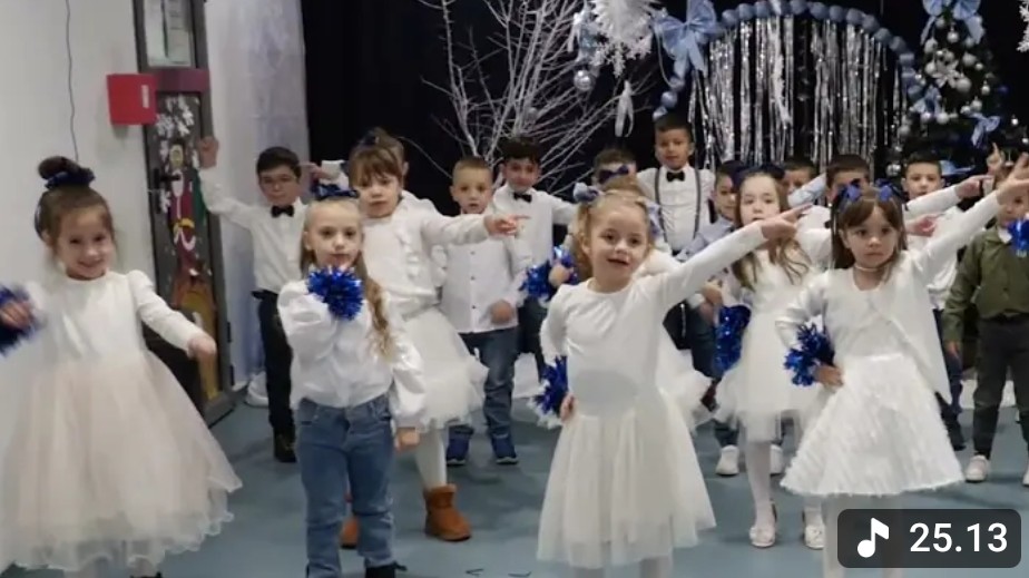 JPU „Boško Buha“ tradicionalnim novogodišnjim programom dočekao 2026. godinu