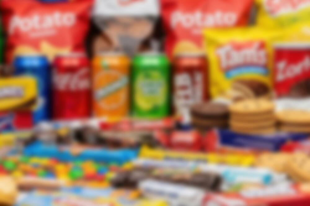 Da li ultra-prerađenu hranu treba regulisati kao cigarete?