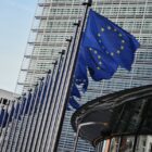 Proširenje EU realnost, podržati Crnu Goru 4 26035354619127 599x900 Radio televizija Rožaje