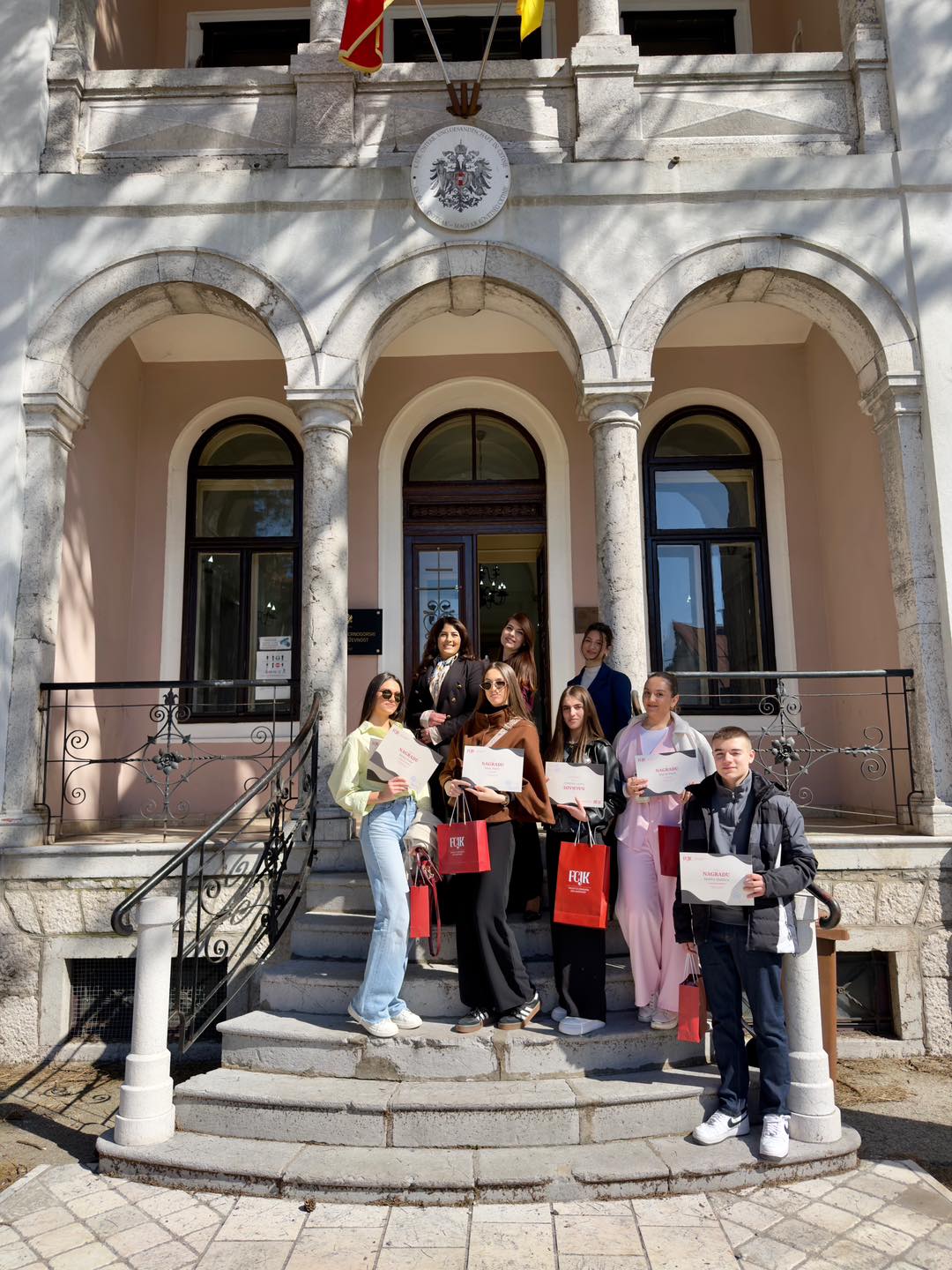 Učenici JU Gimnazije „30. septembar“ nagrađeni na literarnom konkursu Fakulteta za crnogorski jezik i književnost