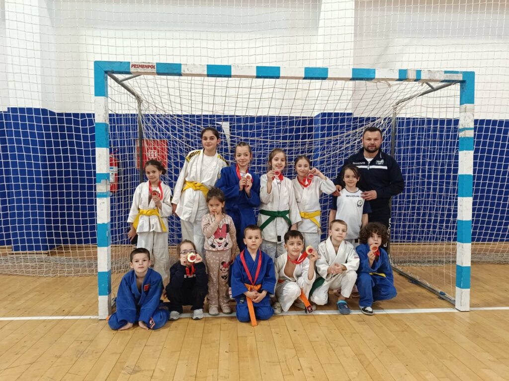 Džudo klub Rožaje drugi u generalnom plasmanu na Memorijalnom turniru „Miloš Stanković“ 1 651355956 1305276398330092 1288936630030844534 n Radio televizija Rožaje