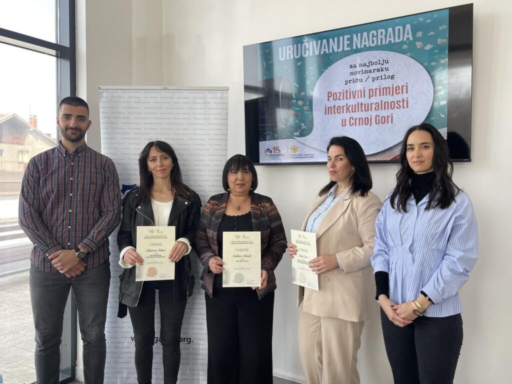 Munevera Sutović osvojila prvu nagradu za najbolju novinarsku priču o interkulturalnosti 1 653719677 1232563022196526 6126592890726986022 n Radio televizija Rožaje