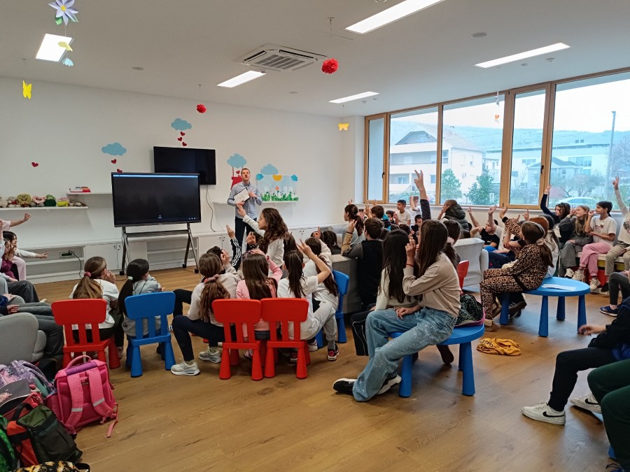 Agencija za audiovizuelne medijske usluge: Edukativni crtani film „Sajber sa Sajberom“ približava medijsku pismenost najmlađima