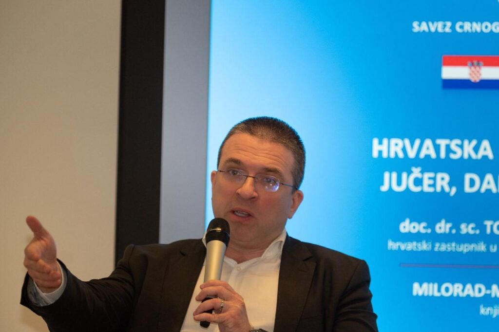 Zagreb: Održana konferencija “Hrvatska i Crna Gora jučer, danas i sjutra”, ministar Azemović najavio dalju institucionalnu podršku dijaspori u toj zemlji 2 IMG 4205 Radio televizija Rožaje