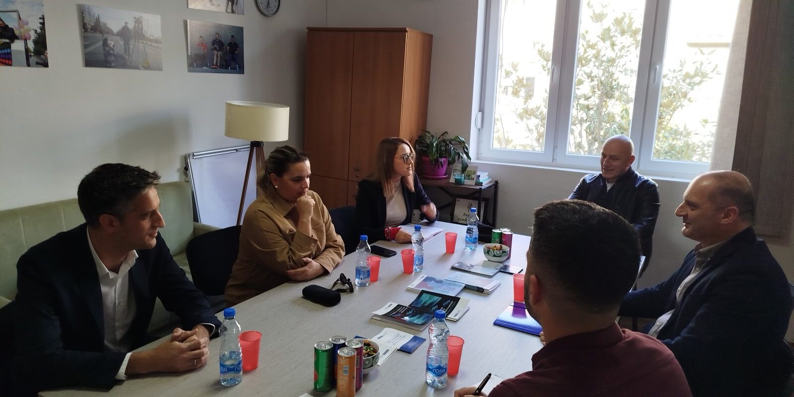 Počela sa radom Radna grupa za podršku napadnutim novinarima, već pružena pomoć u jednom slučaju