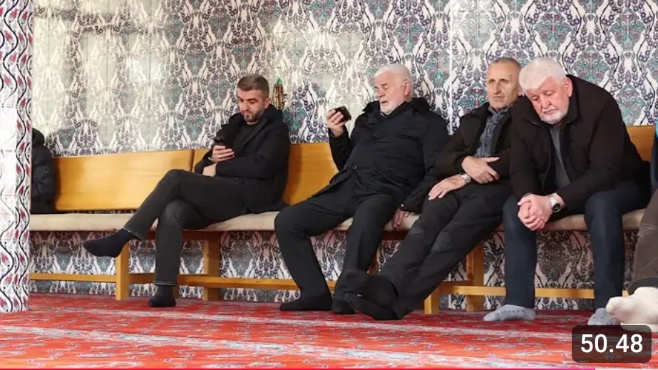 U džamiji “Sultan Murat II” proučen je posljednji dzuz Kur’ana i zaklopljena hatma