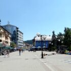 Pokret penzionera pozvao sve penzionere da izadju na sjutrašnje proteste u Rožajama 18 gradski trg rozaje Radio televizija Rožaje