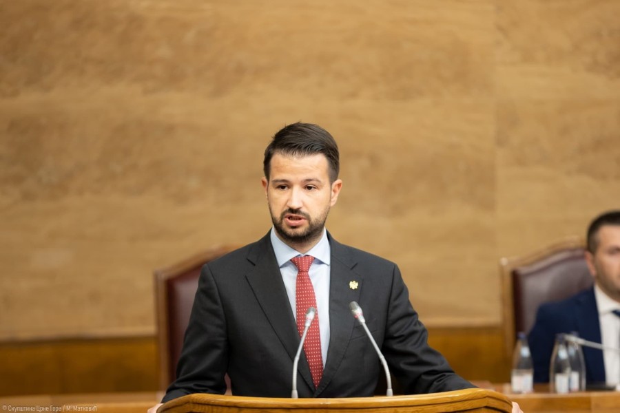 Milatović vratio Zakon o unutrašnjim poslovima: Za reformu policije, ali kroz ustavan i evropski usklađen zakon