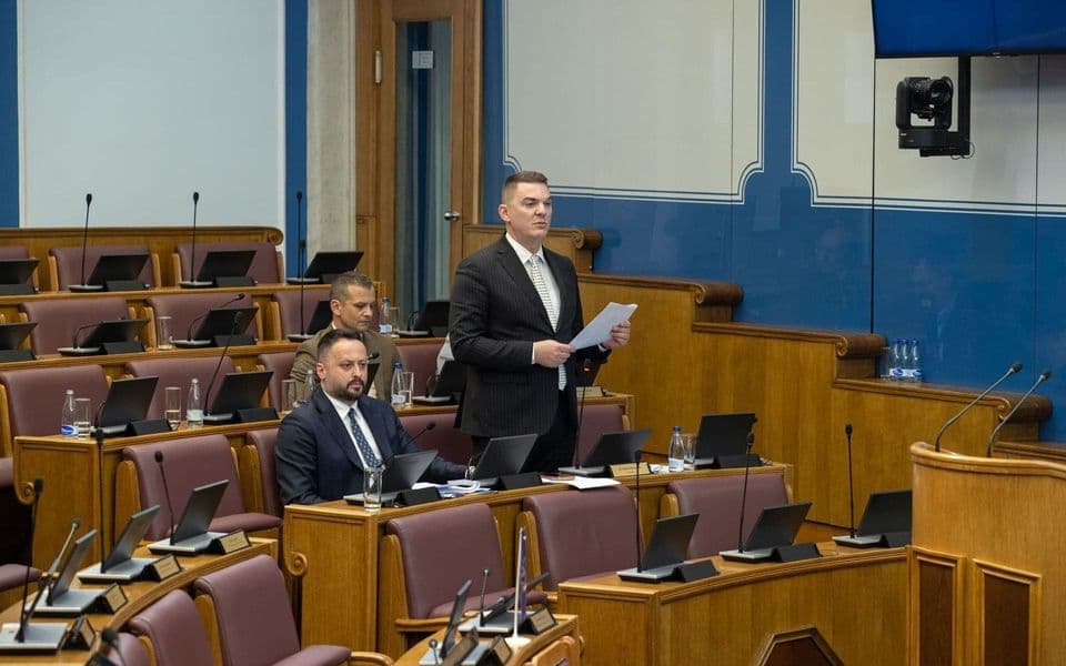 Šahmanović: Reakcija države nije bila ni spora ni zakašnjela