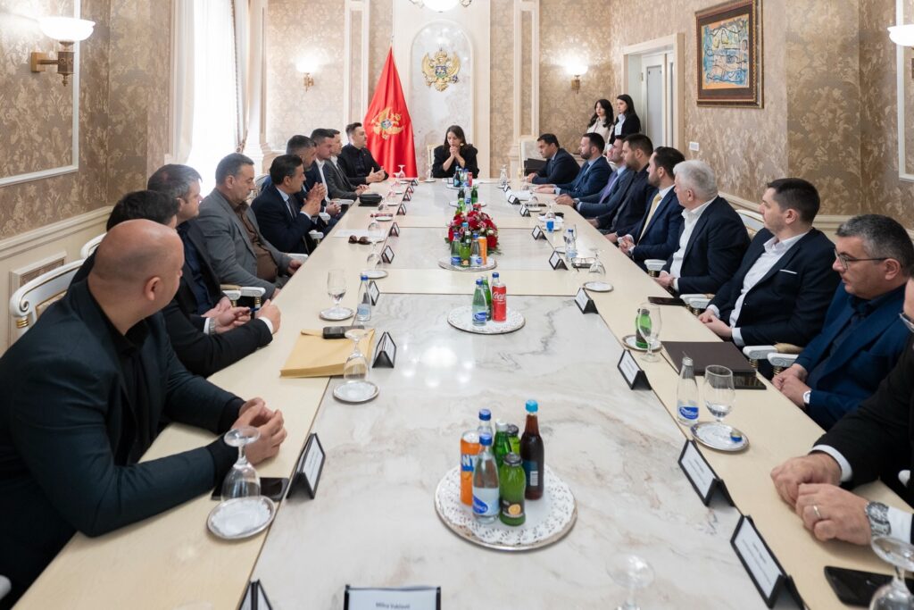 Potpisan ugovor o unapređenju putne infrastrukture u Rožajama 2 659584726 18347602840209455 7932894521403510135 n Radio televizija Rožaje