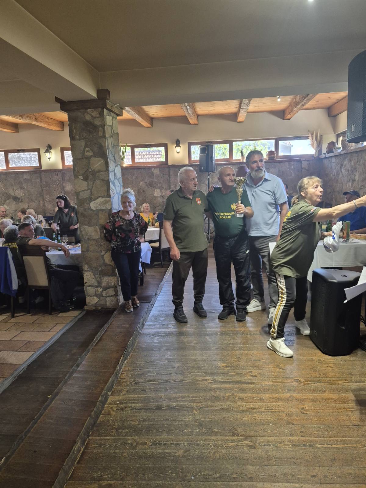 Veterani iz Rožaja osvojili pehar za fer-plej na prvenstvu u Podgorici