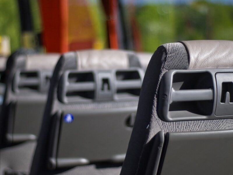 marsjo bus 1898612 602x900 Radio televizija Rožaje