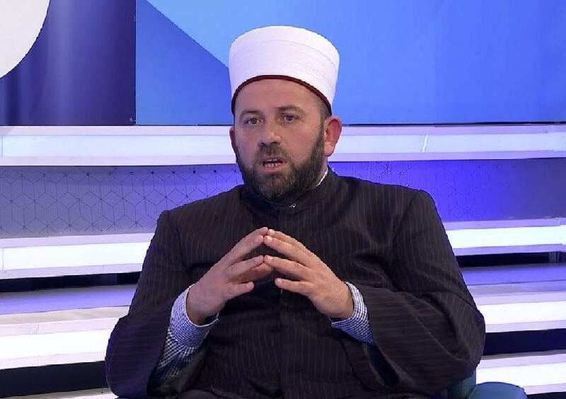 ssssssssssss 564x900 Radio televizija Rožaje