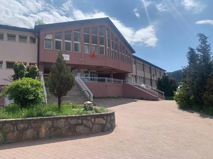 Dom zdravlja Rožaje dobija novu medicinsku opremu i sanitetsko vozilo