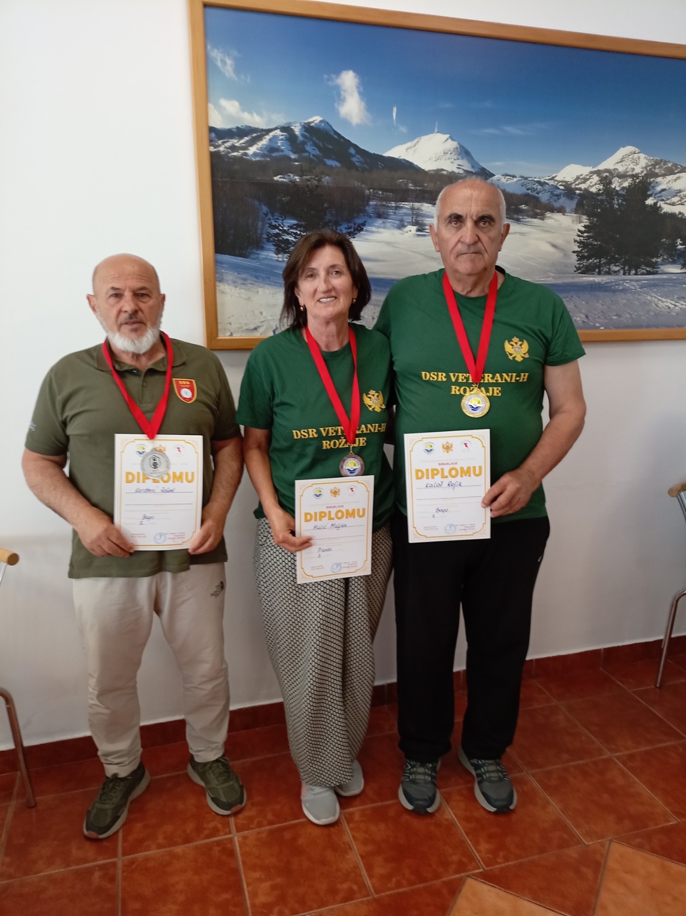 Tri medalje za veterane iz Rožaja na Ivanovim koritima