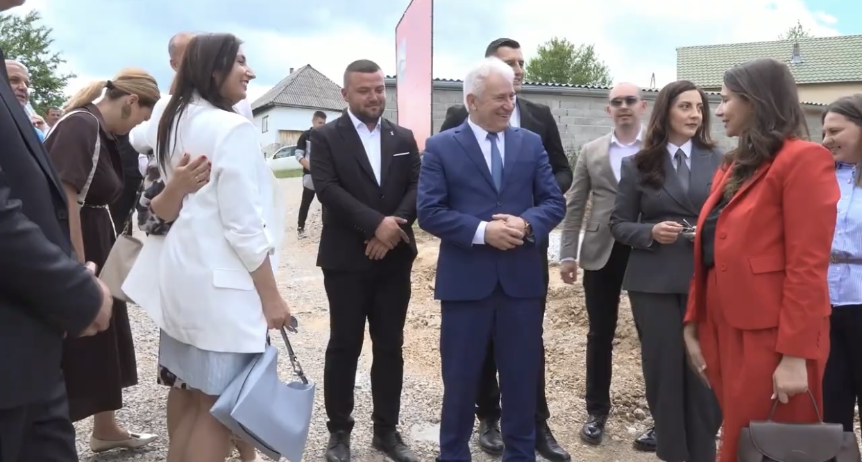 Ozvaničeno polaganje kamena temeljca za izgradnju škole u MZ Ćosovica