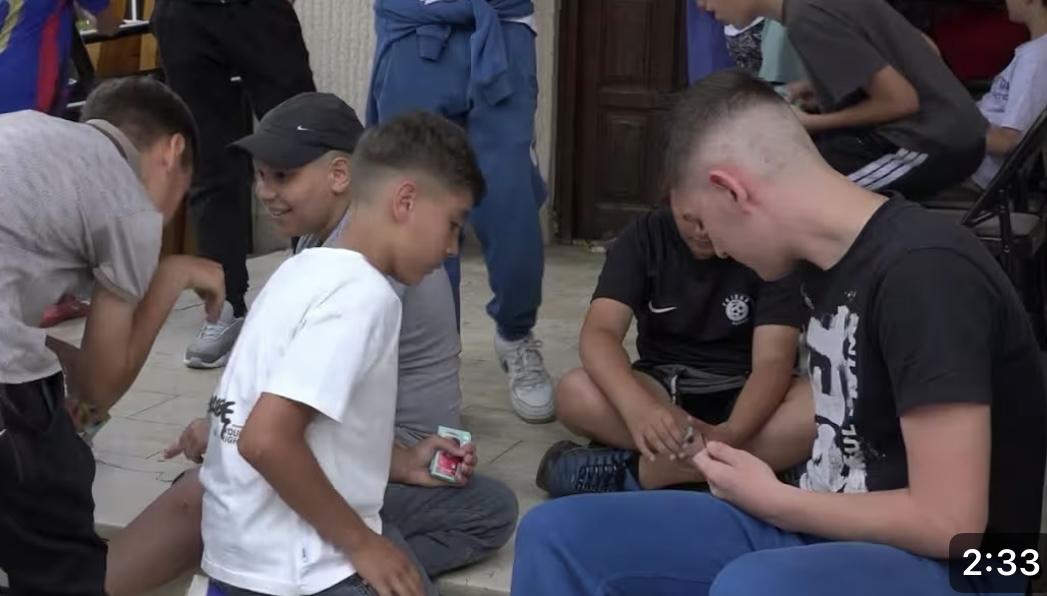 „‘Imaš li ovu?’ – pitanje koje je danas vratilo duh djetinjstva na Gradskom trgu”