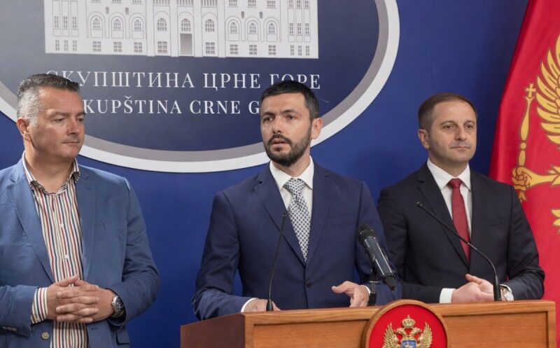 dddddddddddd 497x900 Radio televizija Rožaje