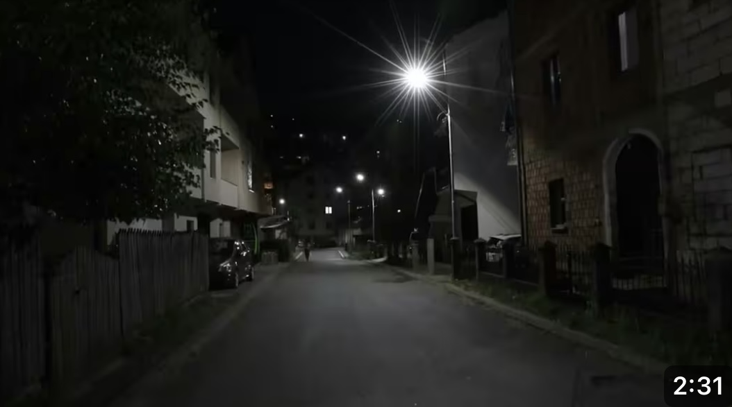 Modernizacija javne rasvjete se nastavlja – nove LED svjetiljke u više rožajskih ulica