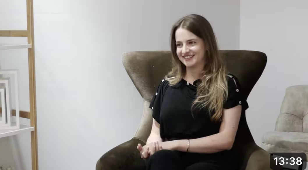 Osmjeh koji spaja regione. Život i rad dr Hajrije Feleć u Švedskoj