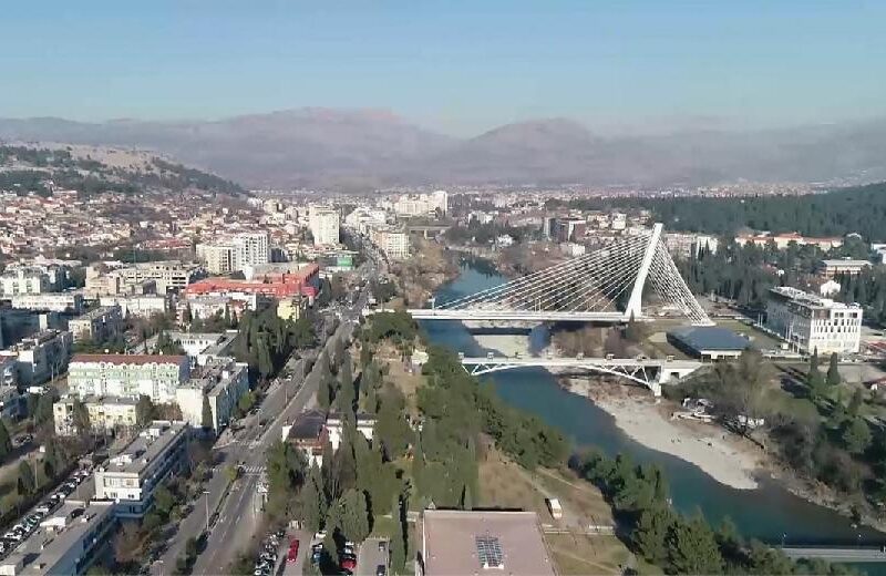 gggg 520x900 Radio televizija Rožaje