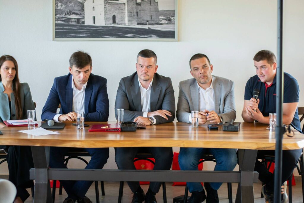 U Beranama održan Biznis forum o održivoj poljoprivredi i seoskom turizmu 1 767370910 1027114596789439 4119471151241104618 n Radio televizija Rožaje