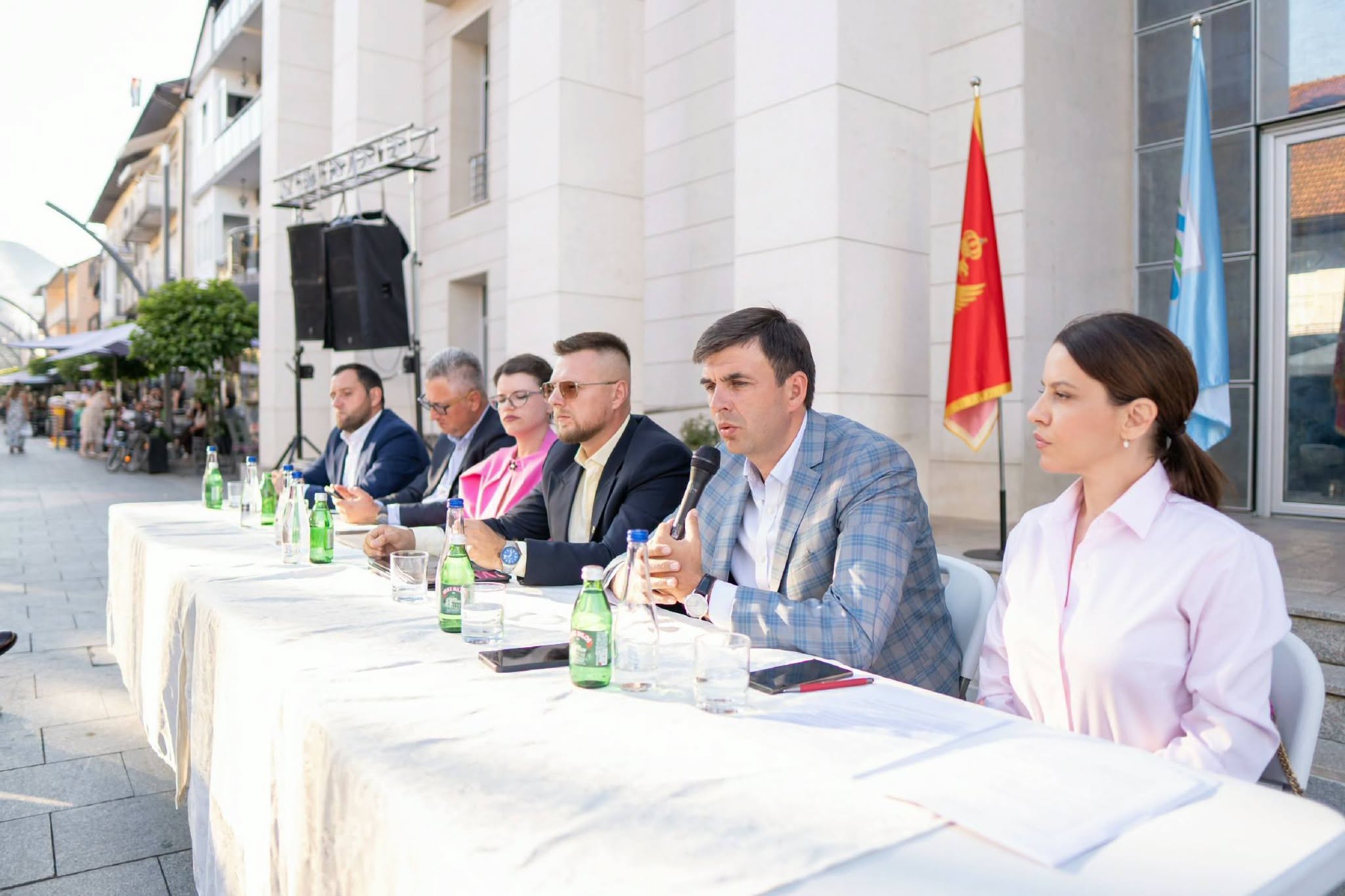 U Gusinju održana je panel diskusija nacrtu Zakona o registrima prebivališta i boravišta