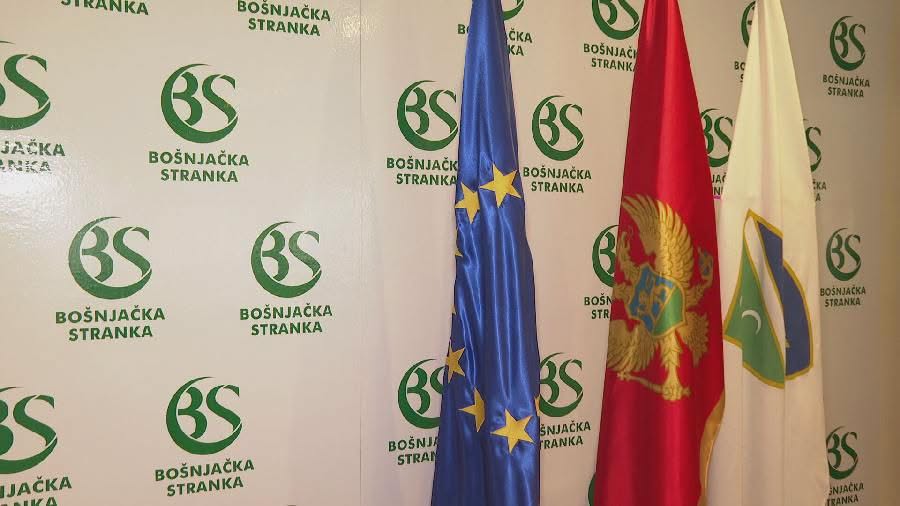 BS Rožaje poručila KALAČU: Pozivamo odbornika Kalača da podnese ostavku na odborničku funkciju jer je nepoštovanjem zakonskih propisa i omalovažavanjem sluzbenih lica narušio ugled odborničkoj funkciji kao i Skupštini Rožaja