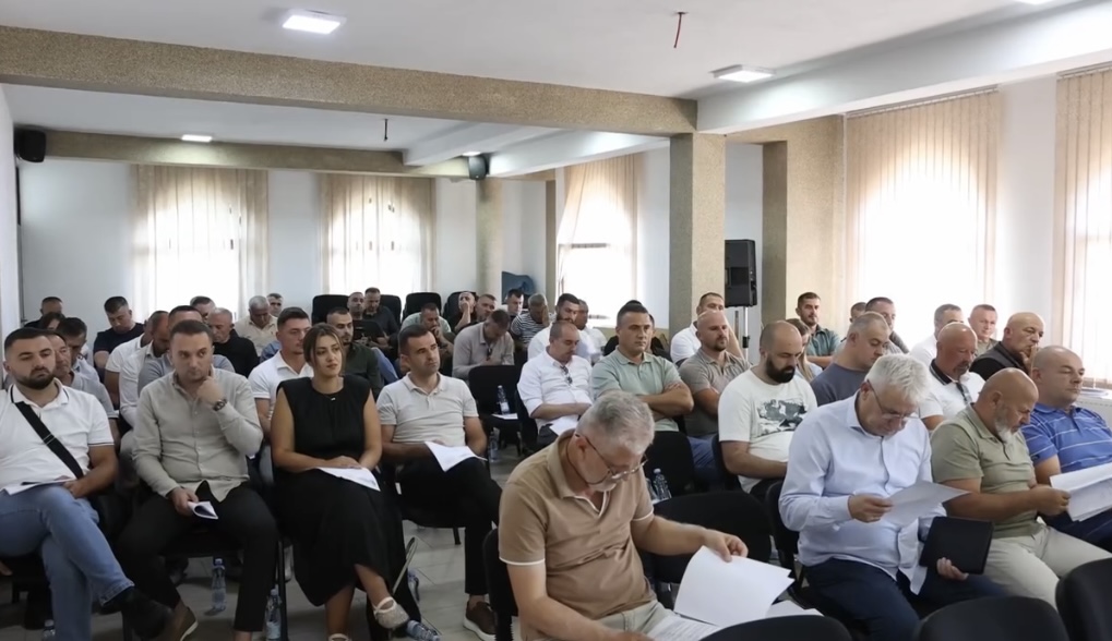 Azemović: Politička konkurencija nema šta da traži u Rožajama, na sjedici izabran Izvršni odbor 2 IMG 9658 2 Radio televizija Rožaje