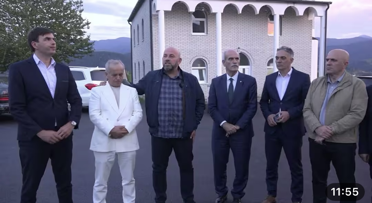 Radetina–Biševo: Zajedničkim snagama do boljeg puta